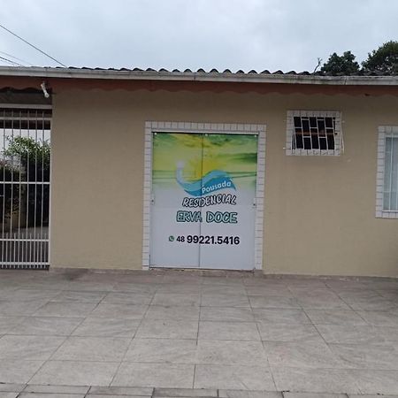 Residencial Erva Doce - 400M Da Praia De Canasvieiras Florianopolis Ngoại thất bức ảnh